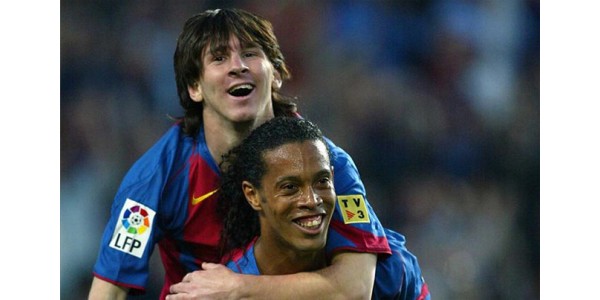 Acquista una maglia per il semplice divertimento del calcio